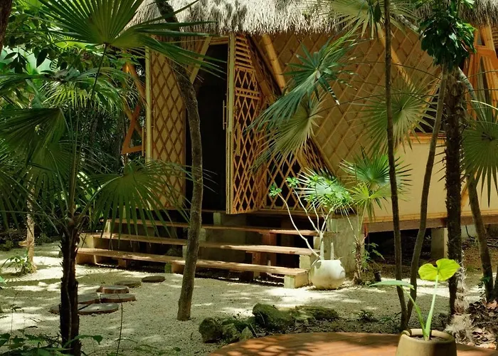 Romantic Star Bath Suite, Cave Pool & Yoga Center Tulum