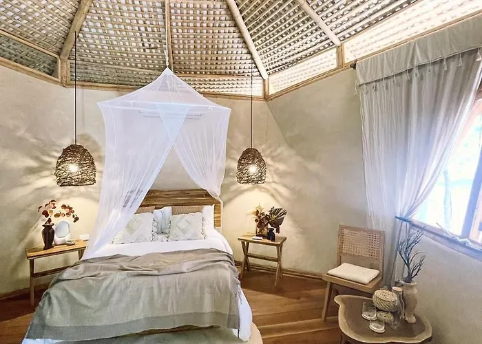 Romantic Star Bath Suite, Cave Pool & Yoga Center Lodge Tulum