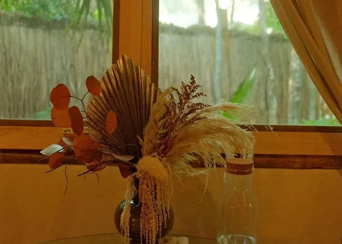 Lodge Romantic Star Bath Suite, Cave Pool & Yoga Center Tulum
